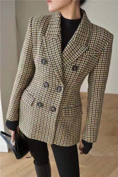 milan runway coats 2021 long sleeve panelled women's coats designer coats brand same style jackets 0109-7, Black;brown
milan runway coats 2021 long sleeve panelled women's coats designer coats brand same style jackets 0109-7, Black;brown