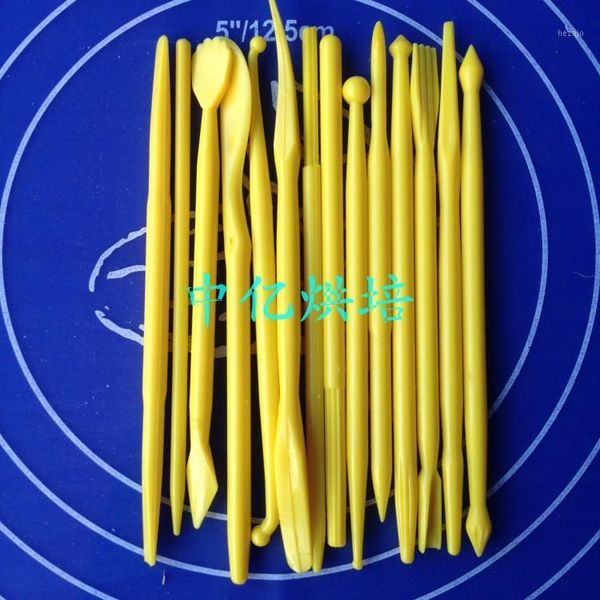 cake tools 14pcs plastic mold, biscuit cookie cutter, embosser die fondant pastry decorating tools,sugar craft kitchen baking1
cake tools 14pcs plastic mold, biscuit cookie cutter, embosser die fondant pastry decorating tools,sugar craft kitchen baking1