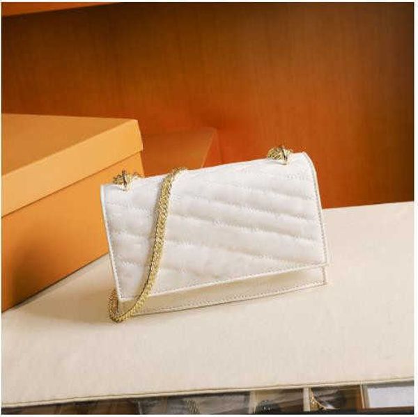 2022single shoulder bag women's bag gradually changing color rainbow bag fashion messenger small handbag q030
2022single shoulder bag women's bag gradually changing color rainbow bag fashion messenger small handbag q030