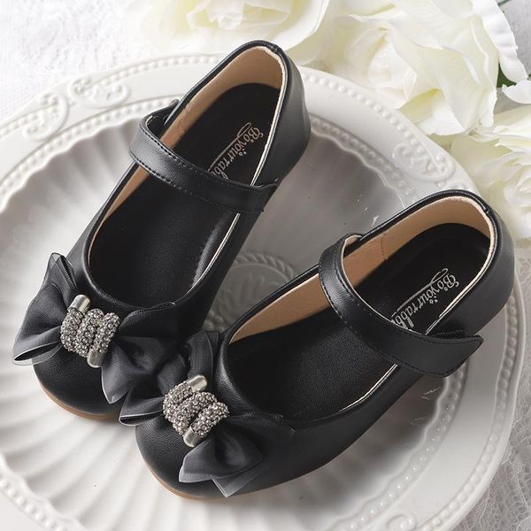 new children kids girls glitter princess leather shoes flat soft shoes casual sandals wedding dance dress party1, Black;grey
new children kids girls glitter princess leather shoes flat soft shoes casual sandals wedding dance dress party1, Black;grey
