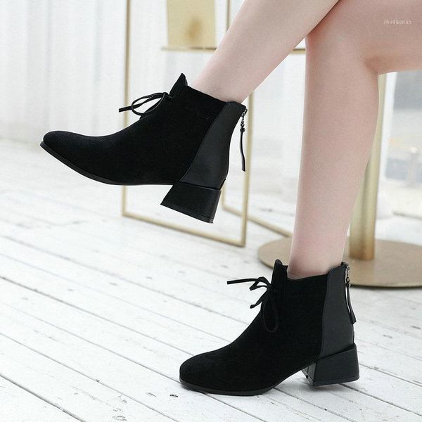 boots vintage fashion winter women high-cross-tied keep warm casual height increasing 4.5cm shoes b23-031, Black
boots vintage fashion winter women high-cross-tied keep warm casual height increasing 4.5cm shoes b23-031, Black