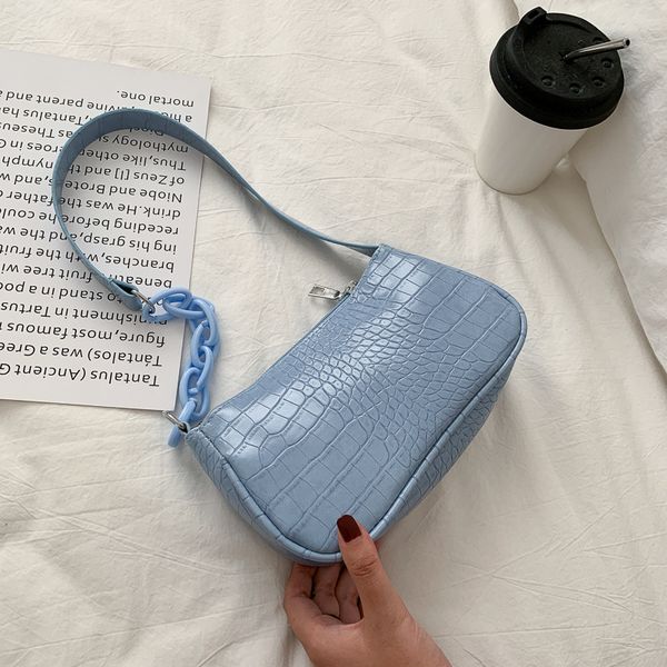 2020 women waist bag fashion bumbag for woman crackle belt bag lady cross body bag sac banane famous 2021 new arrival
2020 women waist bag fashion bumbag for woman crackle belt bag lady cross body bag sac banane famous 2021 new arrival