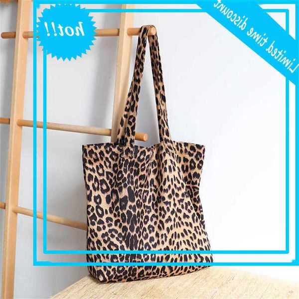 luipaard print canvas draagbag handbag casual shoulder large capacity handbags fashion pure cato women bags
luipaard print canvas draagbag handbag casual shoulder large capacity handbags fashion pure cato women bags