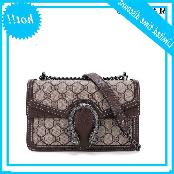 maidudu 2020 new fashion versatile messenger korean simple chain women's shoulder bag
maidudu 2020 new fashion versatile messenger korean simple chain women's shoulder bag
