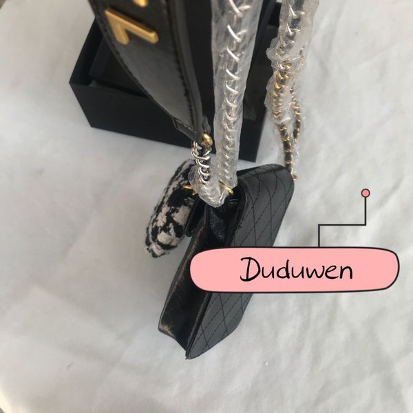 gift packing box including ribbion and card buckle pu shoulder bag chain case classcail pouch vip makeup storage bag, Blue;pink
gift packing box including ribbion and card buckle pu shoulder bag chain case classcail pouch vip makeup storage bag, Blue;pink