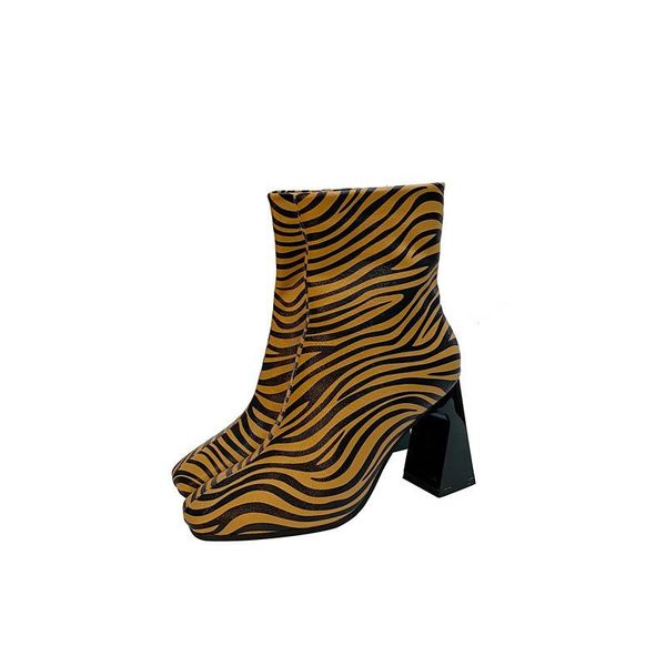 round toe winter boots lady female shoes boots-women 2020 high heel mid-calf rock low rubber autumn mid calf rome solid, Black
round toe winter boots lady female shoes boots-women 2020 high heel mid-calf rock low rubber autumn mid calf rome solid, Black