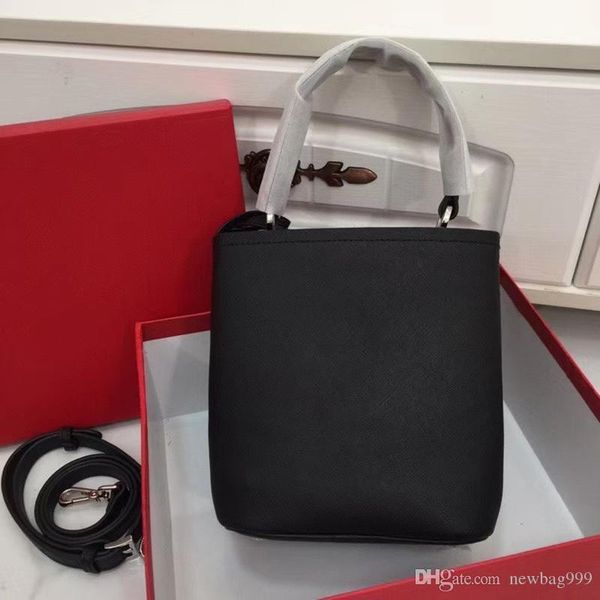 new style famous design textured calf leather bucket fashion bag hand bags with oranments tote bag for women dicky0750b
new style famous design textured calf leather bucket fashion bag hand bags with oranments tote bag for women dicky0750b