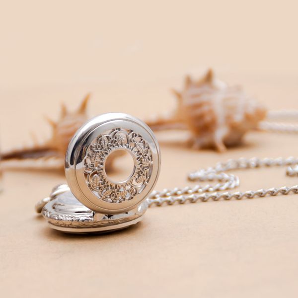 small white steel leaf flower flip pocket watch quartz movement 27mm necklace vintage korean sweater chain students hanging watch fashion wa, Slivery;golden
small white steel leaf flower flip pocket watch quartz movement 27mm necklace vintage korean sweater chain students hanging watch fashion wa, Slivery;golden