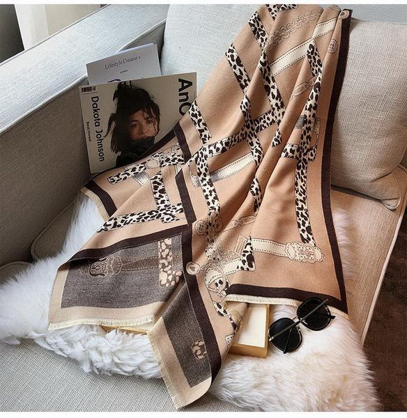 new 2020 fashion winter shine cashmere scarf women and men two side black red silk wool blanket scarfs pashmina scarves and shawls, Blue;gray
new 2020 fashion winter shine cashmere scarf women and men two side black red silk wool blanket scarfs pashmina scarves and shawls, Blue;gray