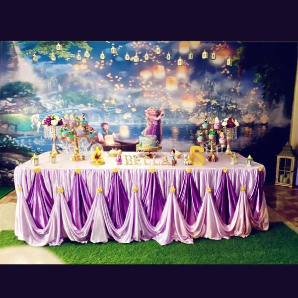 table skirt 2021 october arrival ice silk with luxury brooch for wedding party birthday decoration
table skirt 2021 october arrival ice silk with luxury brooch for wedding party birthday decoration
