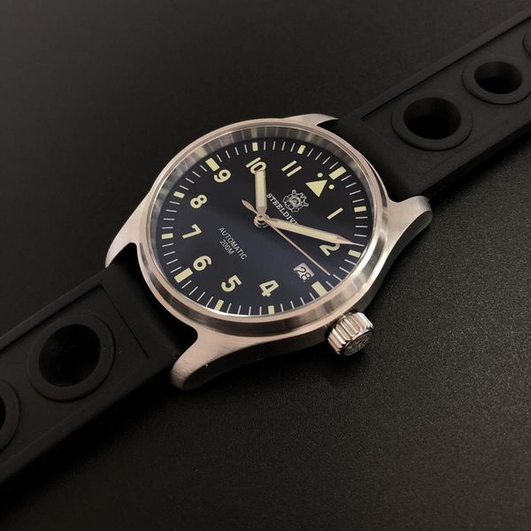 steeldive 1940 человек pilot watch watch watches nh35 sapphire crystal mechanical pilot часы из нержавеющей стали 200 м дайвинг-часы bbyiji, Silver
steeldive 1940 человек pilot watch watch watches nh35 sapphire crystal mechanical pilot часы из нержавеющей стали 200 м дайвинг-часы bbyiji, Silver