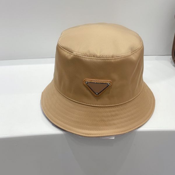 luxury designer hats cap mens womens wide brim hats fashion letter triangle sunhat casual bucket hat sun protection nylon cap, Blue;gray
luxury designer hats cap mens womens wide brim hats fashion letter triangle sunhat casual bucket hat sun protection nylon cap, Blue;gray