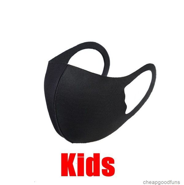 uv03aface mouth mask kids boy cover pm2.5 respirator dustproof anti dust washable reusable ice silk cotton child masks dhl 6
uv03aface mouth mask kids boy cover pm2.5 respirator dustproof anti dust washable reusable ice silk cotton child masks dhl 6