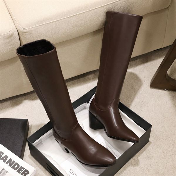 2021 new female ins brown high heel block mid-calf lady riding cowboy boots winter designer upper thigh shoes 6v3k, Black
2021 new female ins brown high heel block mid-calf lady riding cowboy boots winter designer upper thigh shoes 6v3k, Black