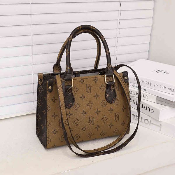 2022 factory wholesale bag fashion one shoulder portable large capacity women's foreign style texture messenger bag
2022 factory wholesale bag fashion one shoulder portable large capacity women's foreign style texture messenger bag