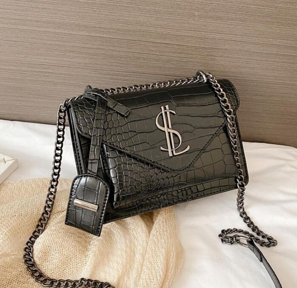 luxury handbags famous brand women bags designer lady classic plaid shoulder crossbody bags leather women messenger handbags, Black;red
luxury handbags famous brand women bags designer lady classic plaid shoulder crossbody bags leather women messenger handbags, Black;red