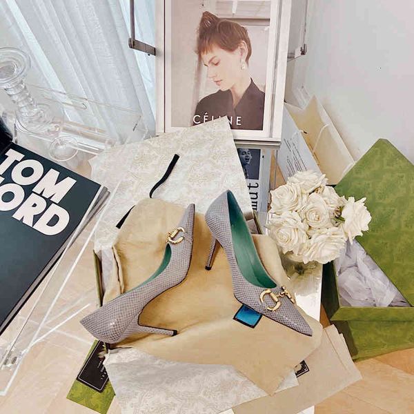 dust boxes and bag heel sandals women casual sneakers retro wedding banquet black red nude color gold baotou single shoes pointed toe high
dust boxes and bag heel sandals women casual sneakers retro wedding banquet black red nude color gold baotou single shoes pointed toe high