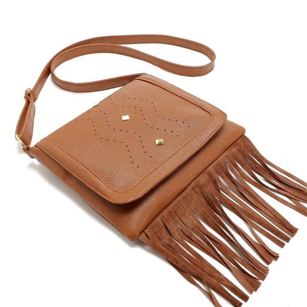 европа и америка новый ретро crossbody заклепки, выдолбленные кисточкой messenger lady bags горизонтальный квадратный тип кисточка для женщи
европа и америка новый ретро crossbody заклепки, выдолбленные кисточкой messenger lady bags горизонтальный квадратный тип кисточка для женщи