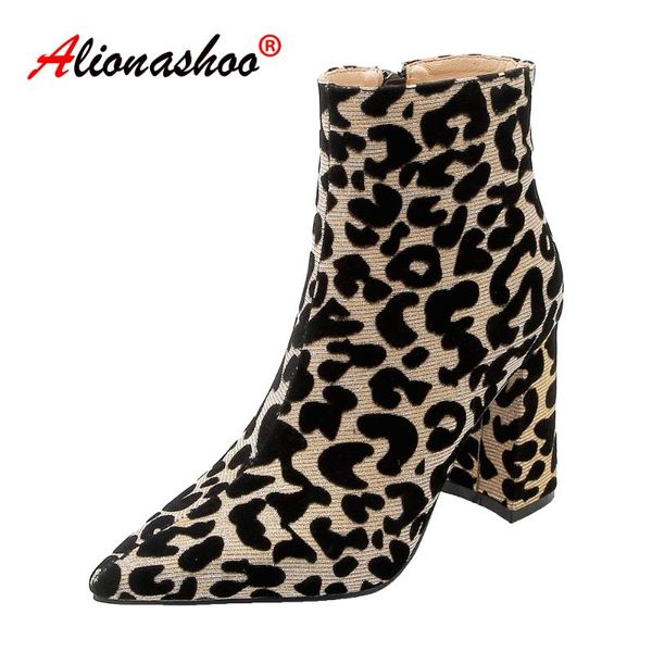 plus size 34-43 ankle boots women leopard printing short boots pointed toe designer female ankle autumn winter botas mujer, Black
plus size 34-43 ankle boots women leopard printing short boots pointed toe designer female ankle autumn winter botas mujer, Black