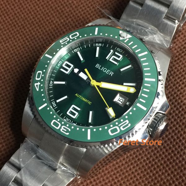 new bliger 4m luminous men's sier stainless steel case sapphire glass ceramic bezel green dial date automatic watch, Slivery;brown
new bliger 4m luminous men's sier stainless steel case sapphire glass ceramic bezel green dial date automatic watch, Slivery;brown