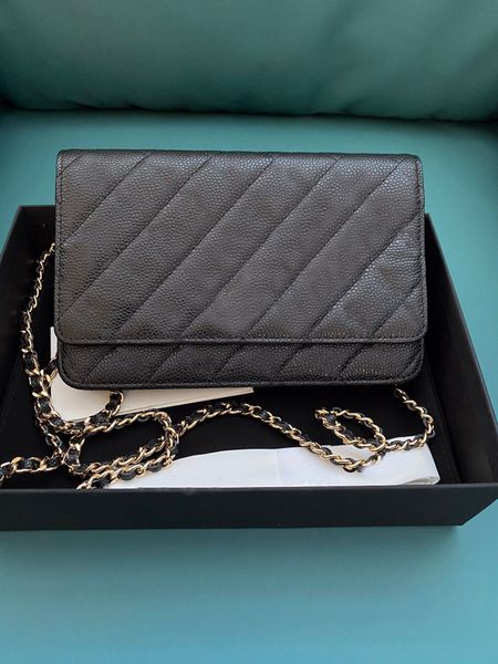 aaaaa+ caviar sheepskin leather mini bags women plaid handbag cross body tote clutch shoulder bag female purse luxurys designers bags wallet, Red;black
aaaaa+ caviar sheepskin leather mini bags women plaid handbag cross body tote clutch shoulder bag female purse luxurys designers bags wallet, Red;black