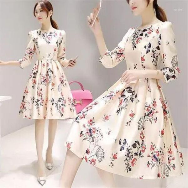 2020 summer dress new seven-point sleeve mid-length ladies woman dress temperament casual dresses for women a-line1, White;black
2020 summer dress new seven-point sleeve mid-length ladies woman dress temperament casual dresses for women a-line1, White;black