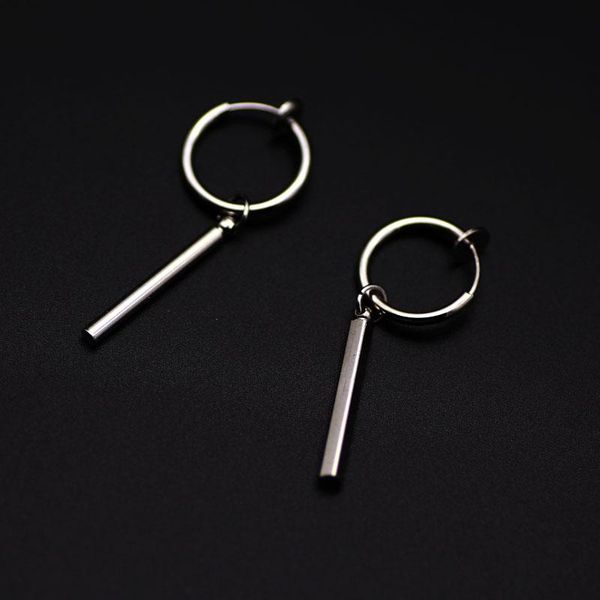 stud male 2021korean version of studs men without piercing students street single ear ring trend personality men' stick clip, Golden;silver
stud male 2021korean version of studs men without piercing students street single ear ring trend personality men' stick clip, Golden;silver