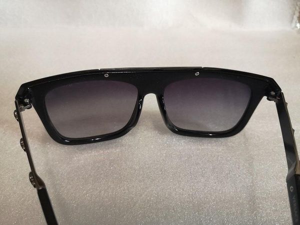 sunglasses 2021 black-less fashion style women 8216 for men and brand designer vintage sun glasses, White;black
sunglasses 2021 black-less fashion style women 8216 for men and brand designer vintage sun glasses, White;black