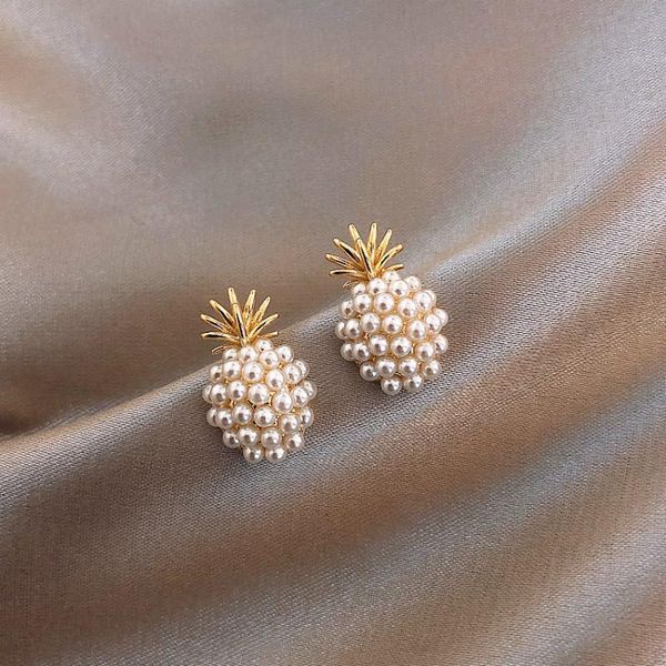 new arrival geometric pearl women classic stud earrings pineapple pearl earrings female fashion female jewelry, Golden;silver
new arrival geometric pearl women classic stud earrings pineapple pearl earrings female fashion female jewelry, Golden;silver