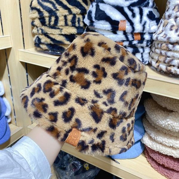 wide brim hats winter leopard print faux fur letter brand plush bucket for women outdoor warm hat soft velvet fisherman cap lady fashion, Blue;gray
wide brim hats winter leopard print faux fur letter brand plush bucket for women outdoor warm hat soft velvet fisherman cap lady fashion, Blue;gray