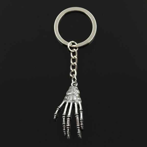 fashion 30mm key ring metal key chain keychain jewelry antique silver color plated skeleton skull claws 39x20mm pendant
fashion 30mm key ring metal key chain keychain jewelry antique silver color plated skeleton skull claws 39x20mm pendant