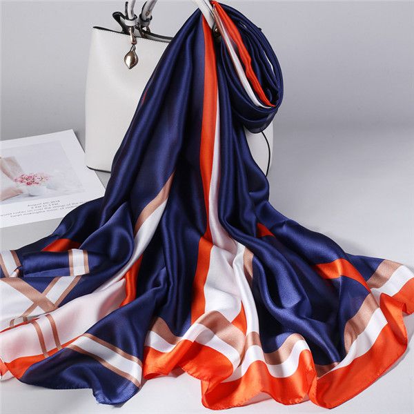 2021 silk scarf ladies versatile scarf spring and autumn style foreign fashion long shawl decorated with hangzhou silk, Blue;gray
2021 silk scarf ladies versatile scarf spring and autumn style foreign fashion long shawl decorated with hangzhou silk, Blue;gray
