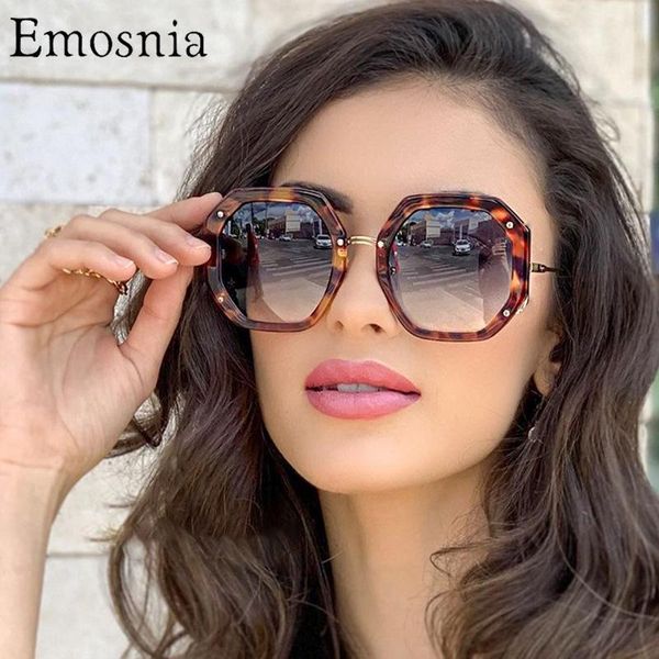 sunglasses 2021 arrival oversized hexagon men women fashion brand designer big shades for vocation sun glasses uv400, White;black
sunglasses 2021 arrival oversized hexagon men women fashion brand designer big shades for vocation sun glasses uv400, White;black