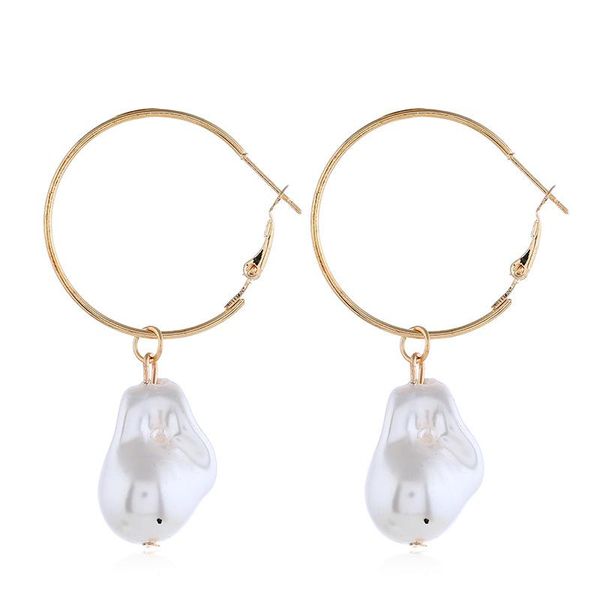 charm 2021 personality irregular imitation pearl pendant hoop earrings fashion gold color big round circle earring for women jewelry, Golden
charm 2021 personality irregular imitation pearl pendant hoop earrings fashion gold color big round circle earring for women jewelry, Golden