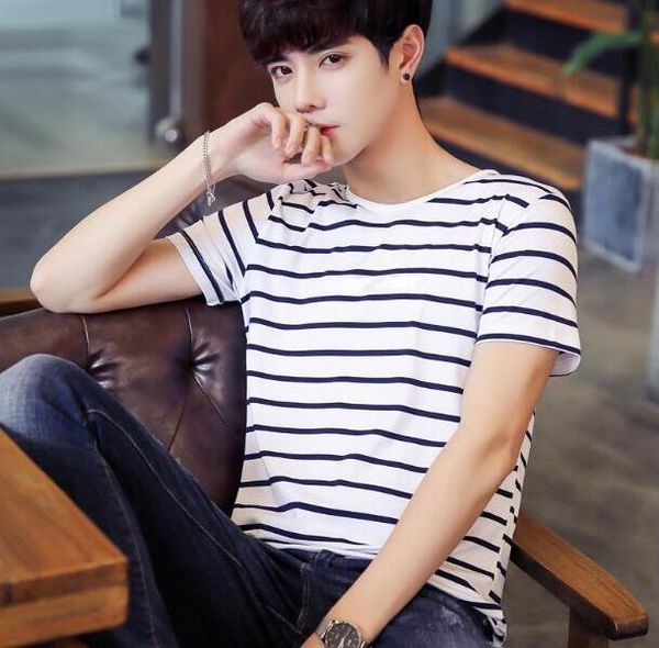men's short sleeve vvst-shirt, round collar, black and white stripe men's dress, bottom shirt, half sleeve dress, White;black
men's short sleeve vvst-shirt, round collar, black and white stripe men's dress, bottom shirt, half sleeve dress, White;black