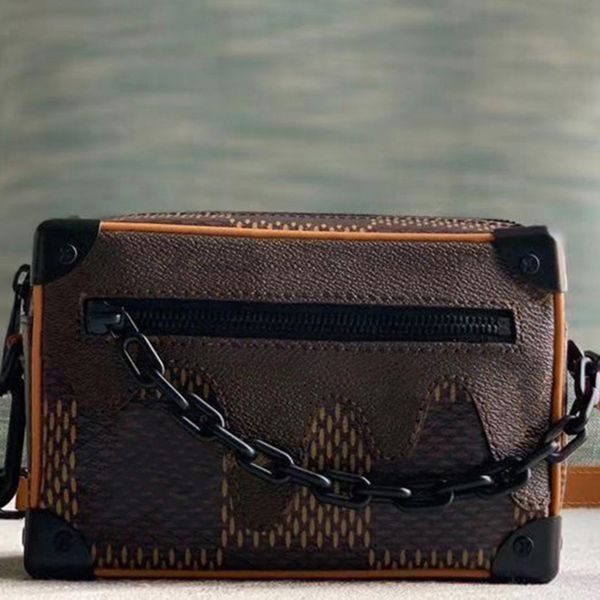 style complete luxxurrys daesignner mini soft trunk men's messenger bag leather square bag fashion chain bag wallet
style complete luxxurrys daesignner mini soft trunk men's messenger bag leather square bag fashion chain bag wallet