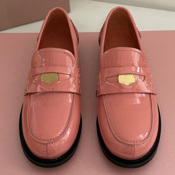 2022 designer women dress shoes early spring catwalk style patent leather coin loafers lady leather trample lazy mules, Black
2022 designer women dress shoes early spring catwalk style patent leather coin loafers lady leather trample lazy mules, Black