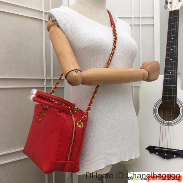 20fw new leather luxury handbags designers ladies crossbody hand bags for women 2019 casual tote bolsa feminina sac a main yetc6
20fw new leather luxury handbags designers ladies crossbody hand bags for women 2019 casual tote bolsa feminina sac a main yetc6