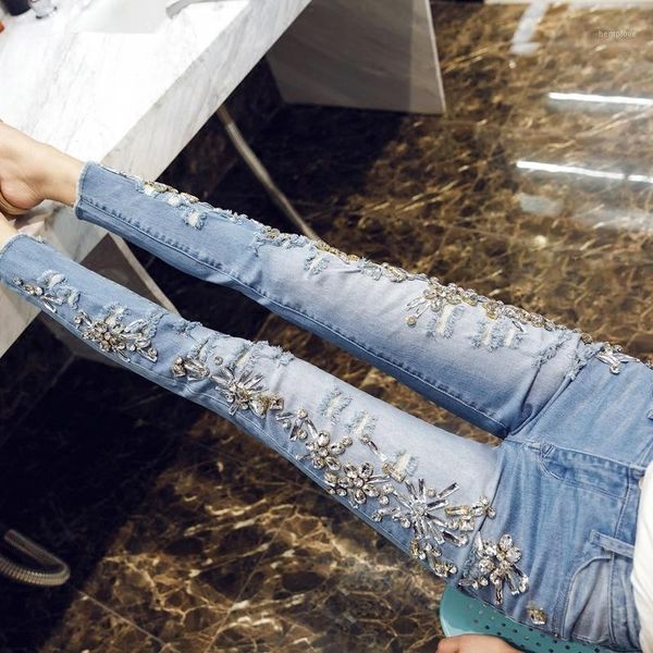 plus size 25-32 luxury rhinestones diamond jeans woman spring 2020 ripped hole slim fit denim ankle-length pencil pants trousers1, Blue
plus size 25-32 luxury rhinestones diamond jeans woman spring 2020 ripped hole slim fit denim ankle-length pencil pants trousers1, Blue
