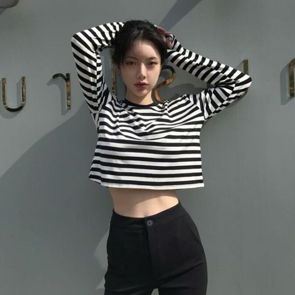 2021 simple new autumn black and white striped short long sleeve loose around the neck feminine fashion shirt w3rc
2021 simple new autumn black and white striped short long sleeve loose around the neck feminine fashion shirt w3rc