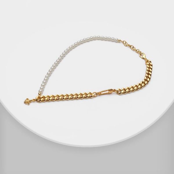i38 amorita boutique an irregular cross - flower necklace with artificial pearls, Silver
i38 amorita boutique an irregular cross - flower necklace with artificial pearls, Silver