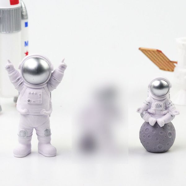 handicraft toys aerospace pilots doll planet astronaut decorative ornament handicraft models selling gift of the child
handicraft toys aerospace pilots doll planet astronaut decorative ornament handicraft models selling gift of the child