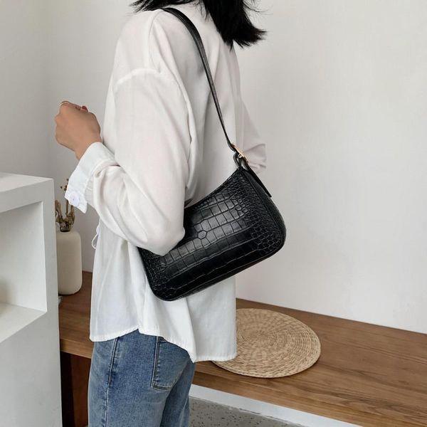 shoulder bags black underarm bag 2021 fashion crocodile pattern women's handbag brand designer lady summer
shoulder bags black underarm bag 2021 fashion crocodile pattern women's handbag brand designer lady summer