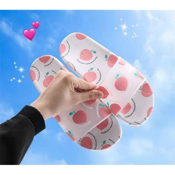 women's cartoon fruit transparent slippers summer beach flat sandals female ladies fashion cute banana peach bathroom home shoes y1120, Black
women's cartoon fruit transparent slippers summer beach flat sandals female ladies fashion cute banana peach bathroom home shoes y1120, Black