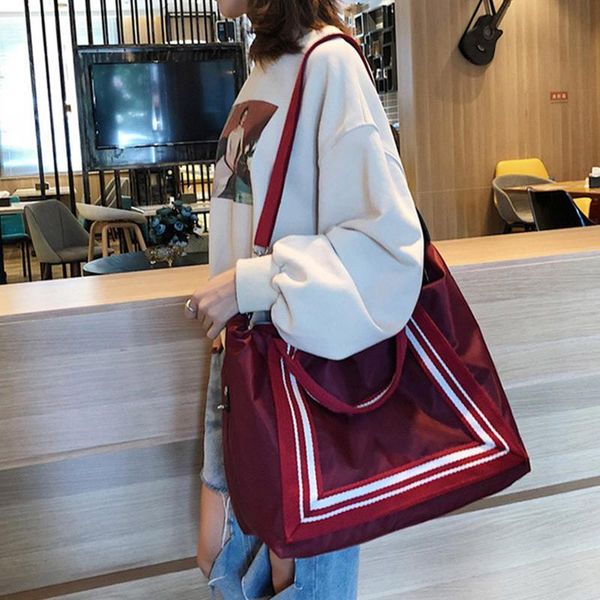 female bag sports training gym fitness travel bag durable nylon outdoor sports handbag shoulder handbag female gym
female bag sports training gym fitness travel bag durable nylon outdoor sports handbag shoulder handbag female gym