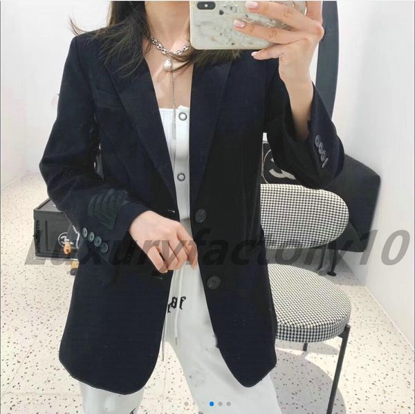 spring jacket new letter-embroidered jacquard womens blazer europe and america fashionable womens coat suit, Black;red
spring jacket new letter-embroidered jacquard womens blazer europe and america fashionable womens coat suit, Black;red