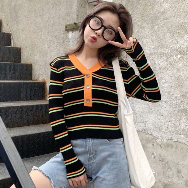 women autumn winter fashion knit shirt stripe long-sleeved v-neck casual sweater1, White;black
women autumn winter fashion knit shirt stripe long-sleeved v-neck casual sweater1, White;black