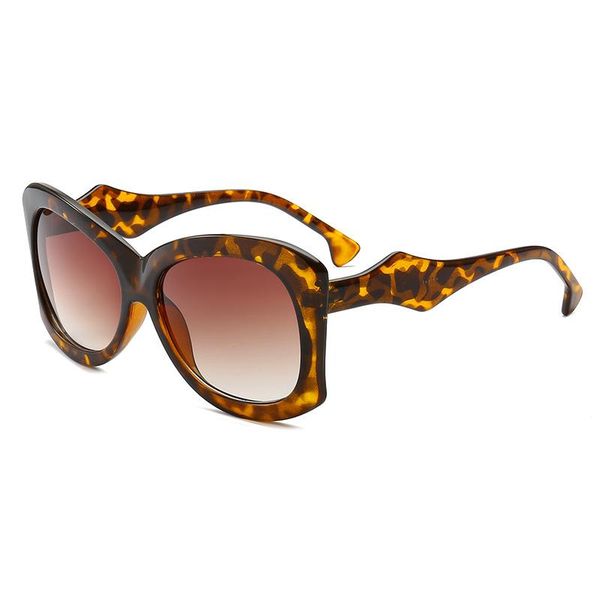 abay brand square 2021 new women sunglasses personality large frame color sun glasses trendy sunshade mirror party uv400 oculos, White;black
abay brand square 2021 new women sunglasses personality large frame color sun glasses trendy sunshade mirror party uv400 oculos, White;black