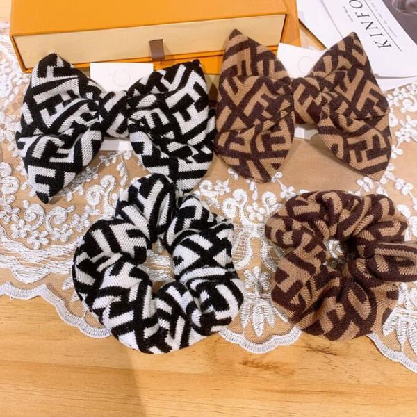 4 style famous brand fashion luxury hair ropes letters printed rubber bands large intestine ring head rope women fabric headdress, Pink
4 style famous brand fashion luxury hair ropes letters printed rubber bands large intestine ring head rope women fabric headdress, Pink