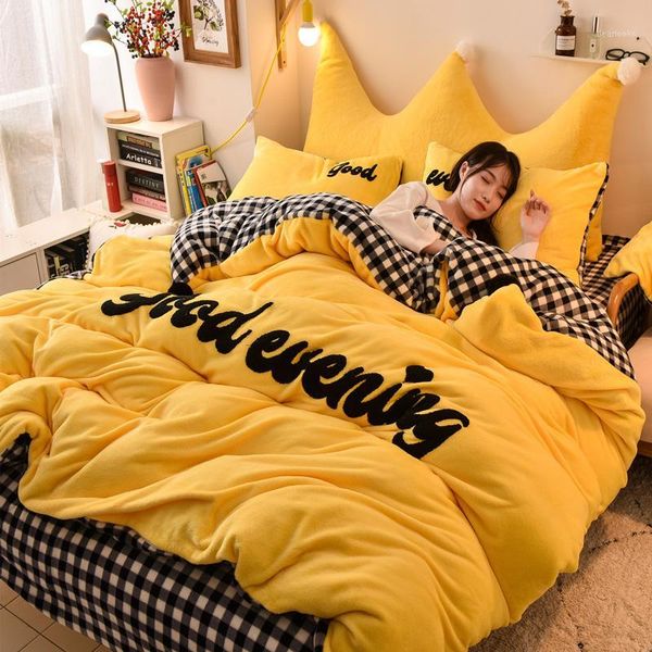 winter double-sided milk flannel four-piece bedding set crystal coral fleece-bed sheet1
winter double-sided milk flannel four-piece bedding set crystal coral fleece-bed sheet1